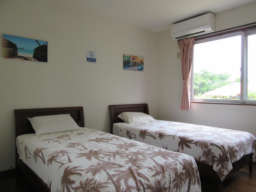 Guest House Diamond Yomitan Esterno foto